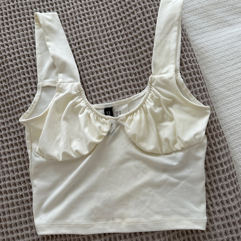 h&m cream divided ruched bustier crop top XS cream